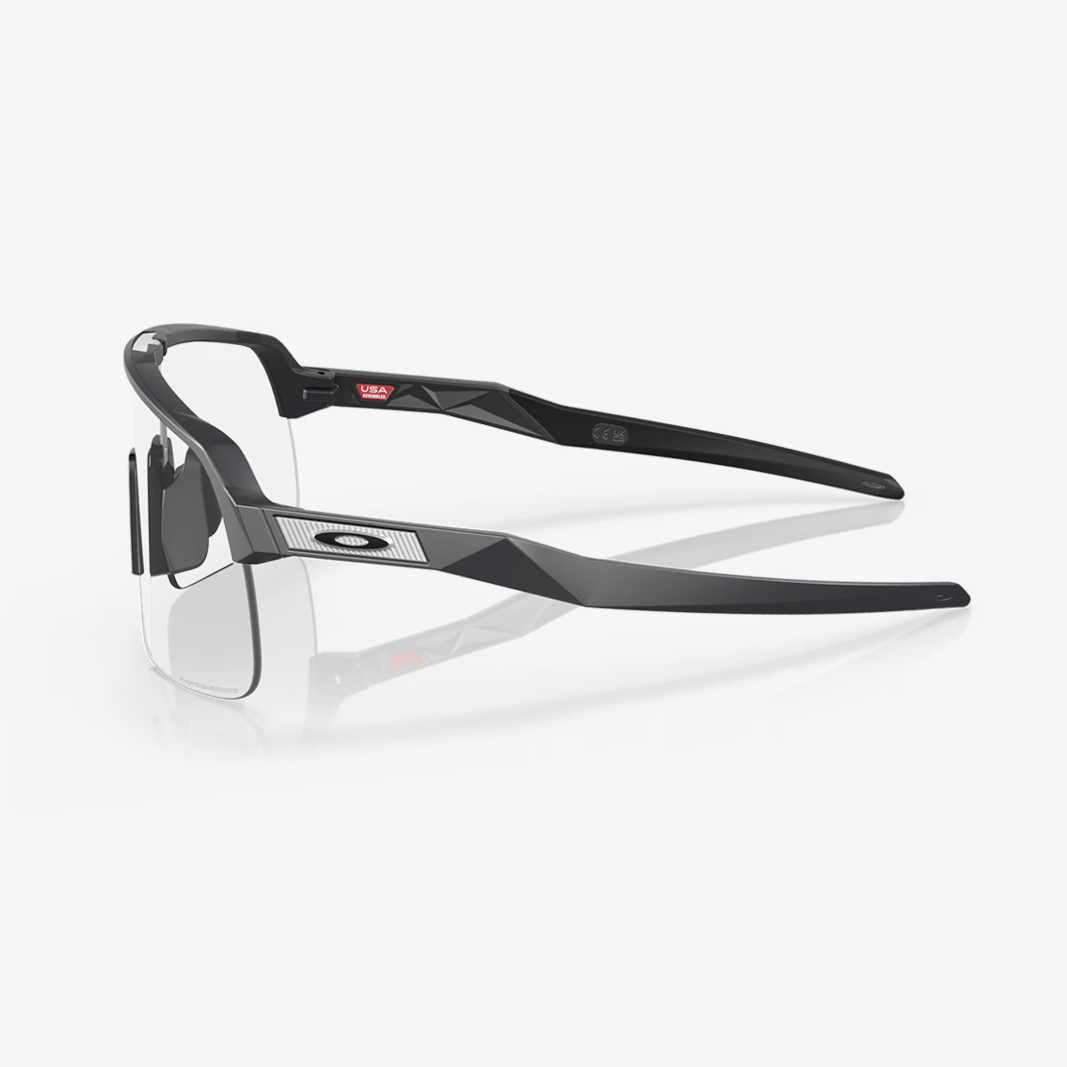 OAKLEY SUTRO LITE / Carbon Matt - Photochromic