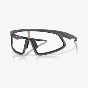 OAKLEY RSLV / Matte Carbon - Clear to Black Iridium Photochromic