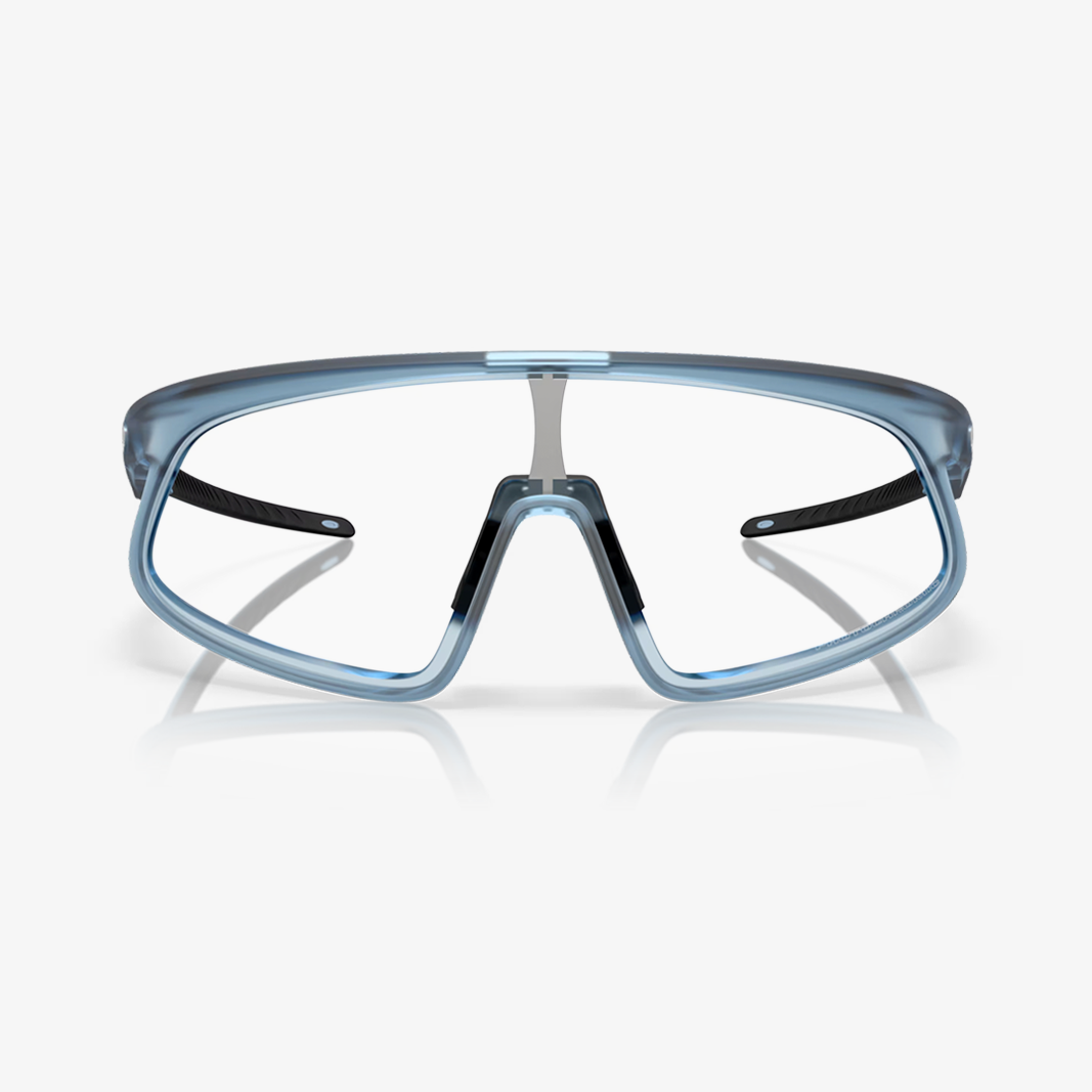 RSLV / Matte Transparent Stonewash Clear to Black Iridium Photochromic